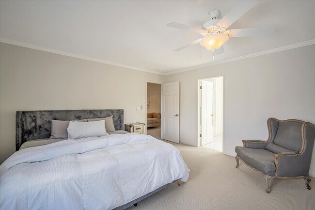 Building Photo - Welcome to Your Luxurious Napa Valley Retr...