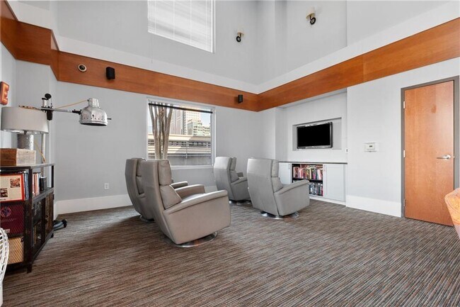 Building Photo - 860 Peachtree St NE