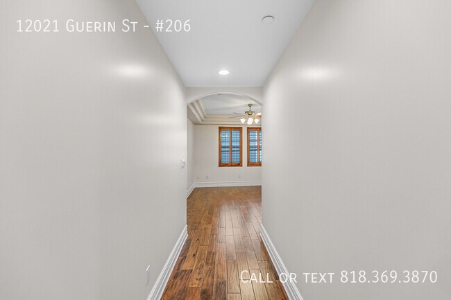 Building Photo - 12021 Guerin St