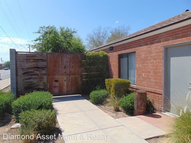 Building Photo - 1810 N 16th St