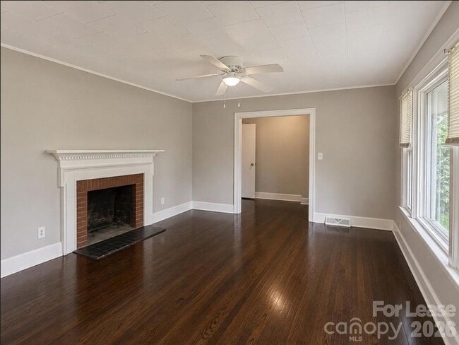 Building Photo - 800 Mt Holly-Huntersville Rd