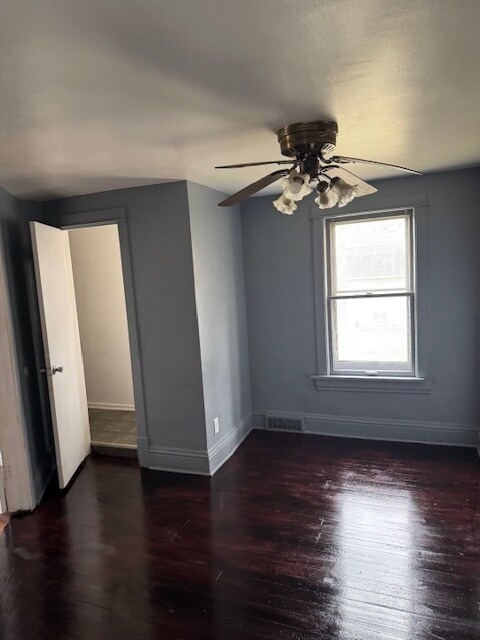 Building Photo - 15203 Dearborn St