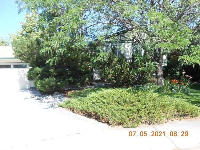 Building Photo - 418 Chukar Ct