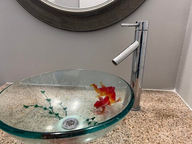 Building Photo - 3405 Poolside Dr