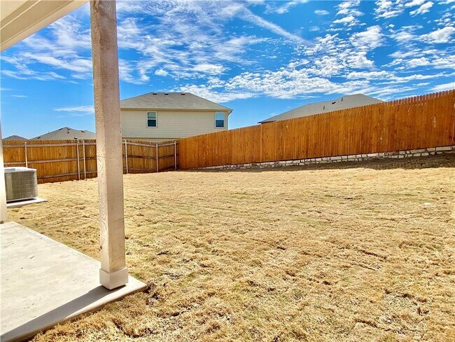 Building Photo - 15009 Siberian Elm Ln