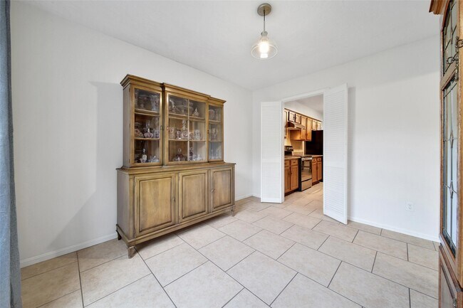 Building Photo - 31723 Ironwood Dr