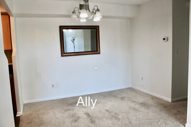 Building Photo - 140 Green Turtle Ln