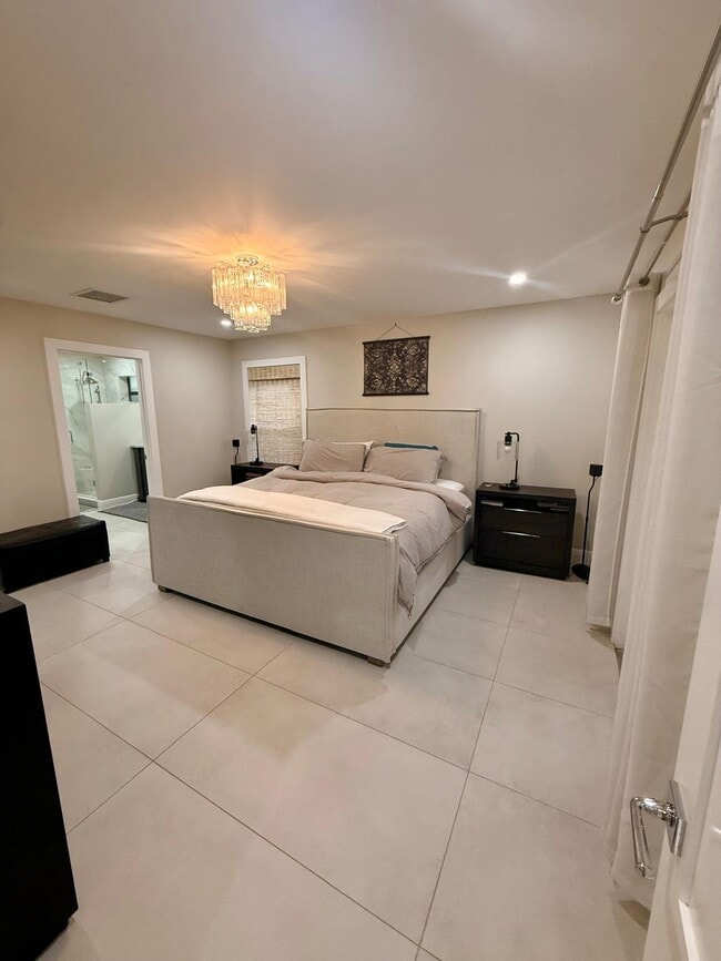 Building Photo - 14191 Snowberry Dr