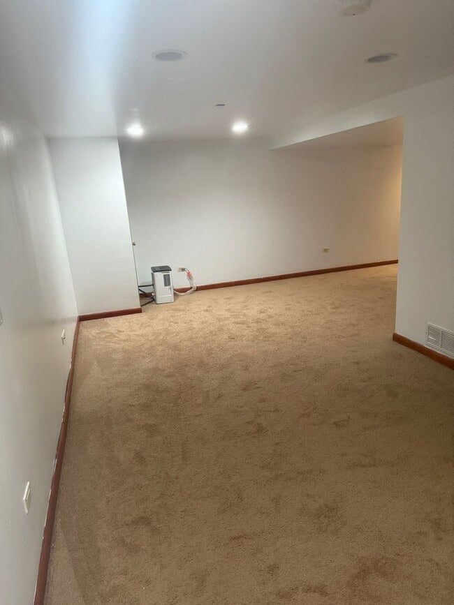 Building Photo - 1538 Crab Tree Dr
