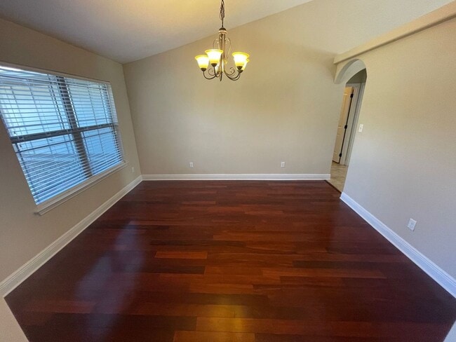 Building Photo - Navarre - Holley By the Sea - 4 Bedrooms, 2 Bathrooms - office space potential