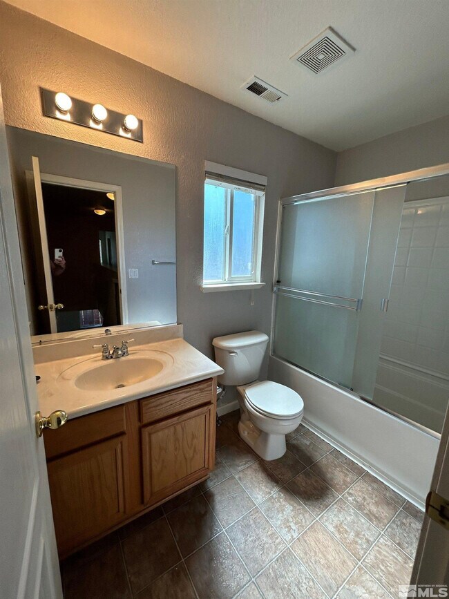 Building Photo - 17910 Drift Creek Ct