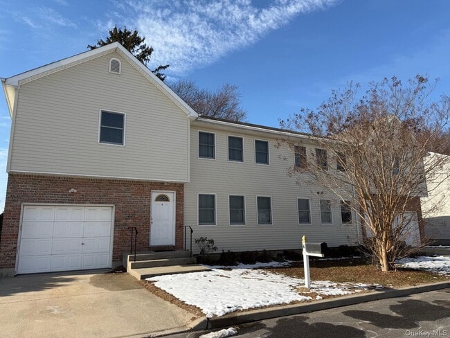 Building Photo - 8 Caruso Ct