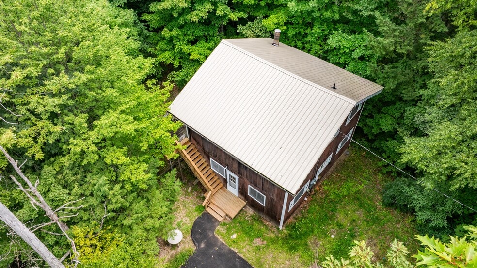 Building Photo - 51 White Birch Dr