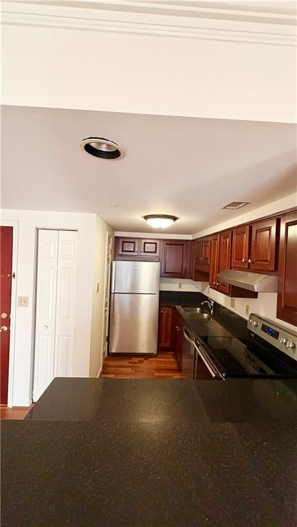 Building Photo - 199 14th St NE