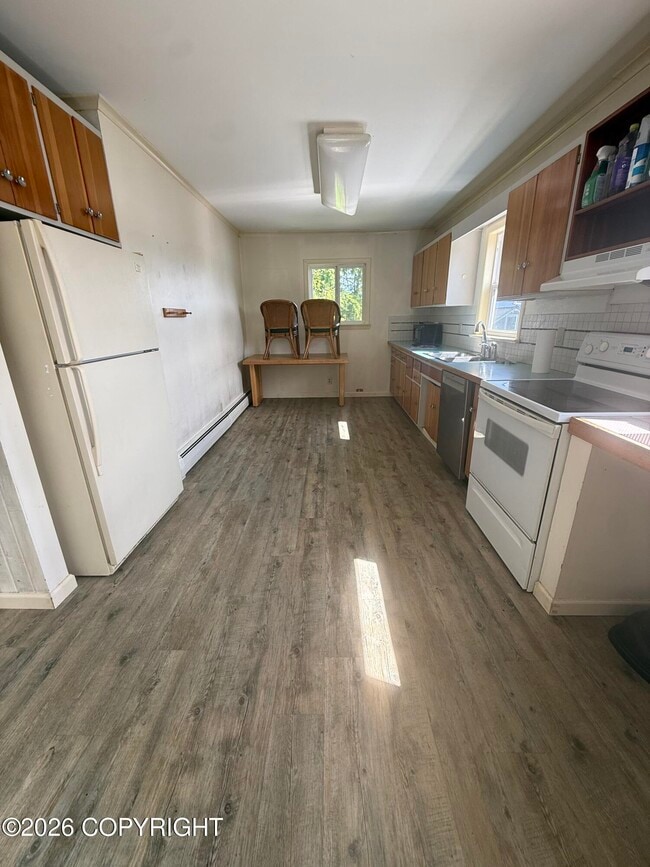 Building Photo - 1772 2nd Ave