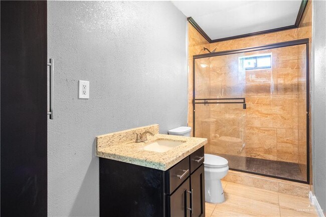 Building Photo - 7 Raul Gonzalez Dr