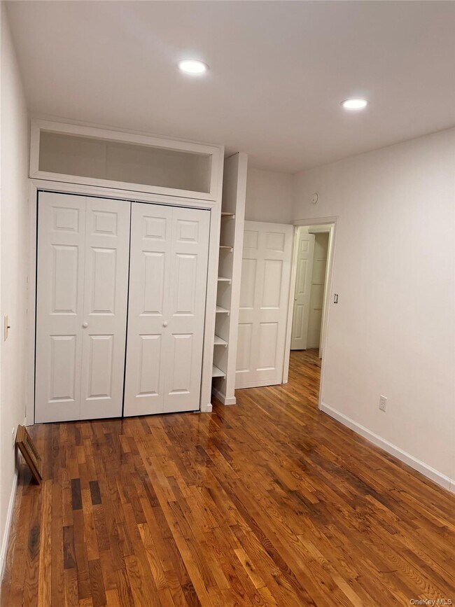 Building Photo - 1036 Faile St