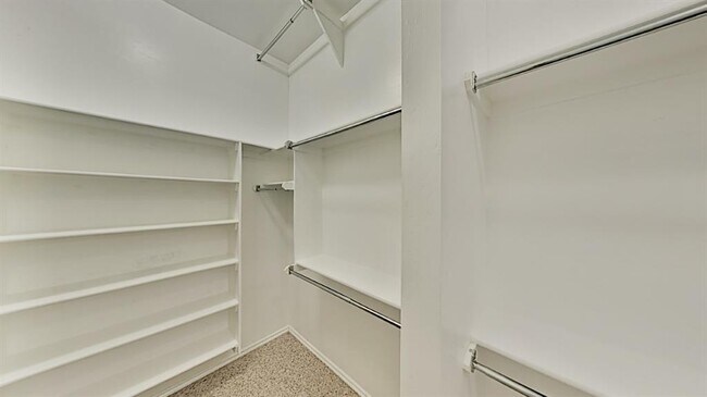Building Photo - 4609 NW 164th Terrace