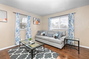 Building Photo - 3543 Otterbein Ave