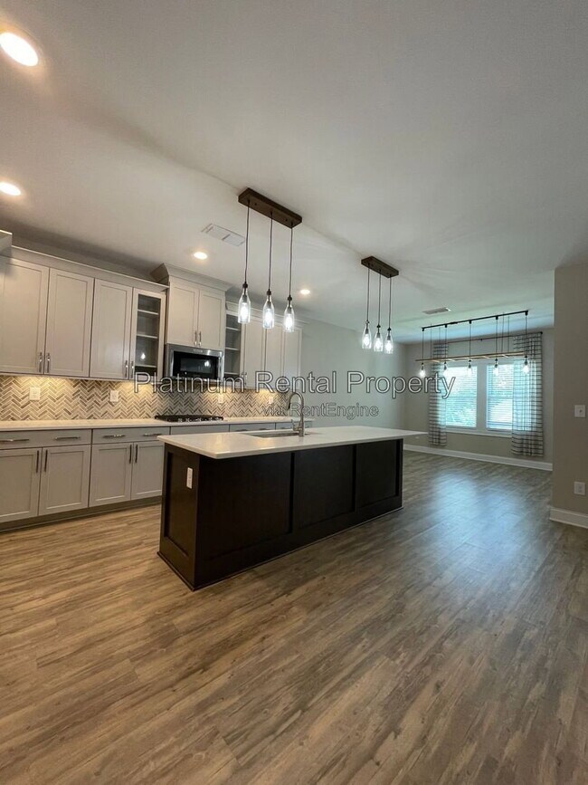 Building Photo - 3215 Summerpoint Crossing