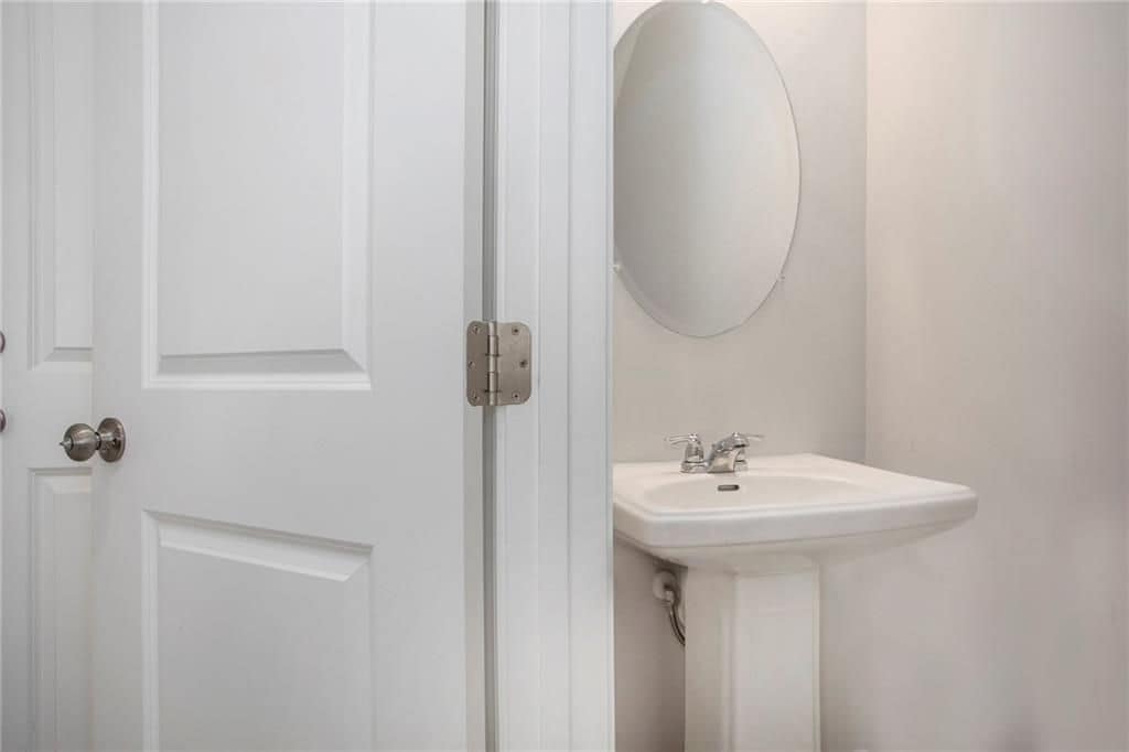 Building Photo - 1961 James Red Moore Blvd