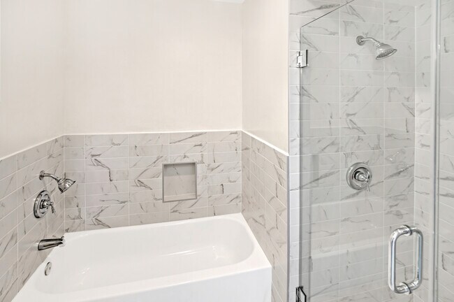 Building Photo - 1138 20th St