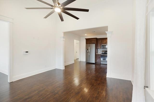 Building Photo - 805 W Owings St