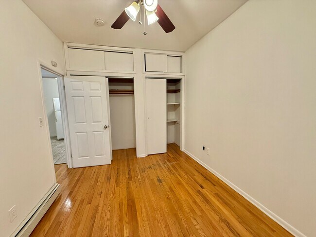 Building Photo - 115 Cross St