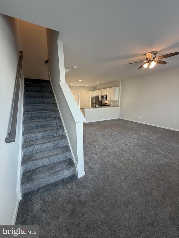 Building Photo - 146 Galaxy Pl