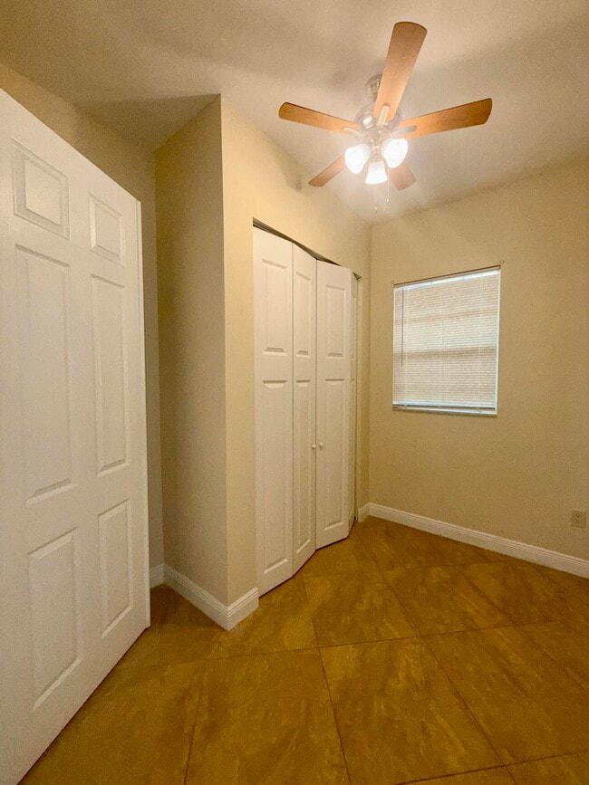 Building Photo - 12094 Citrus Grove Blvd