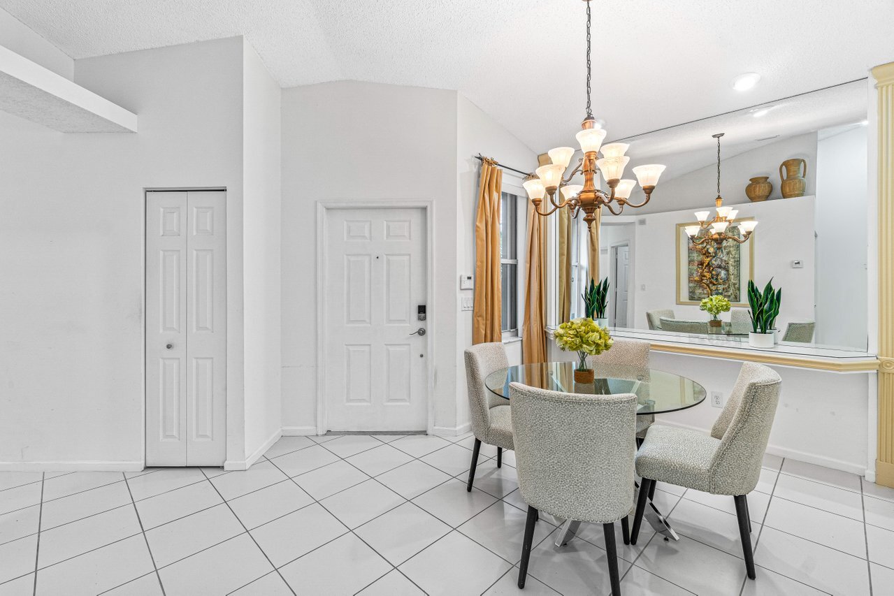 Building Photo - 2519 Coral Trace Pl