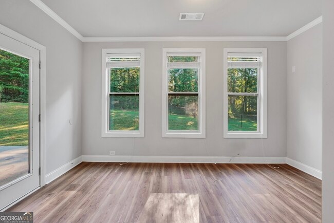 Building Photo - 133 Sea Shore Cir