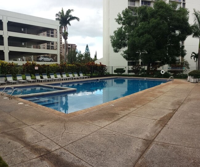 Building Photo - Pearlridge Pearl Two 2 Bedroom 1 Bedroom 1 Parking Condominium Overlooking the Coastline