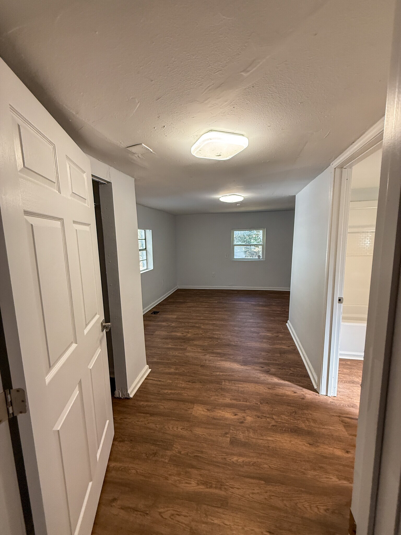 Building Photo - 1109 Arkansas St