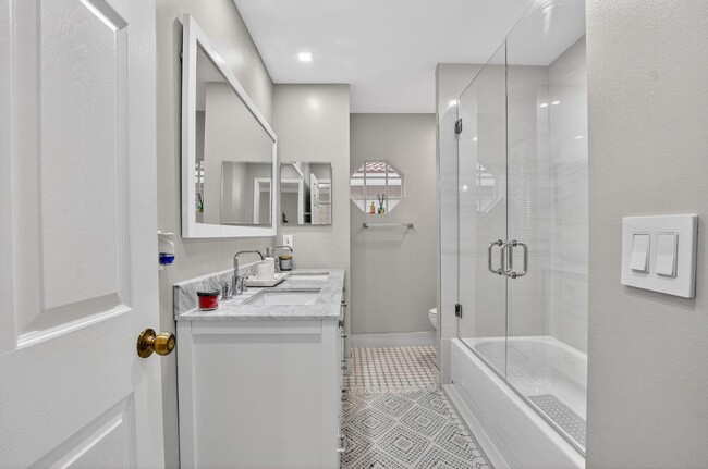 Building Photo - 18280 Coral Isles Dr