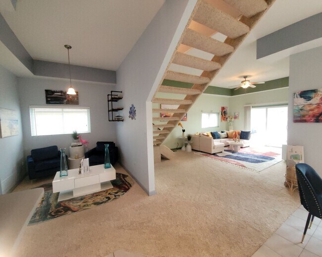 Building Photo - "Lakefront Living! Modern 3BR/2BA Home with Water Views & Private Dock