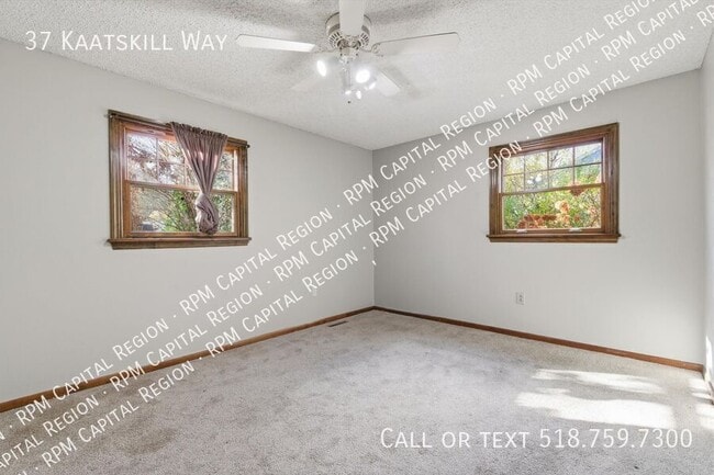 Building Photo - 37 Kaatskill Way