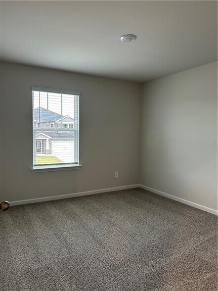 Building Photo - 6907 Winchester Pl