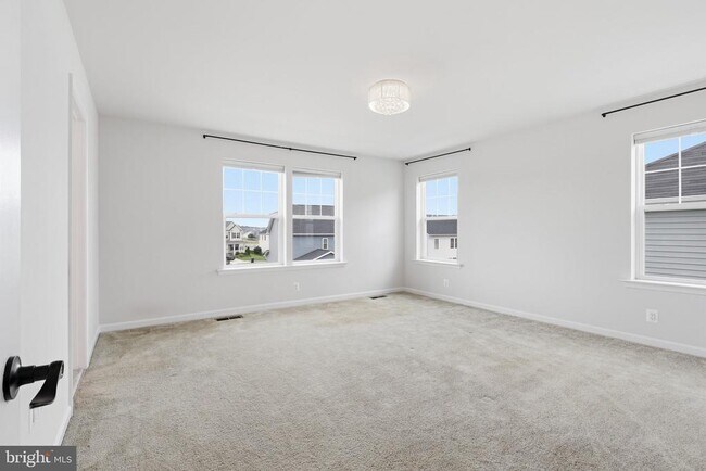 Building Photo - 10302 Spotswood Dr