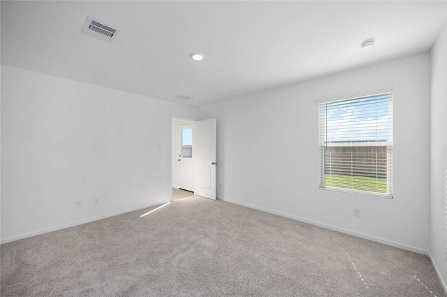 Building Photo - 4915 Esperanza Ter Dr