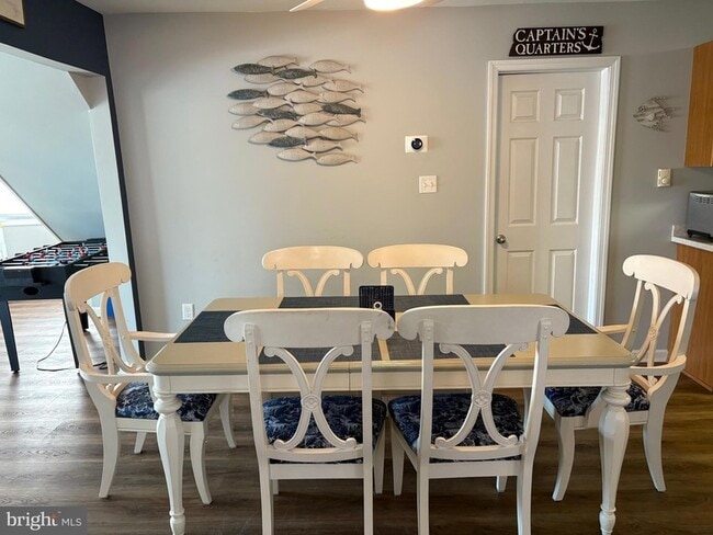 Building Photo - 22 Ship Dr