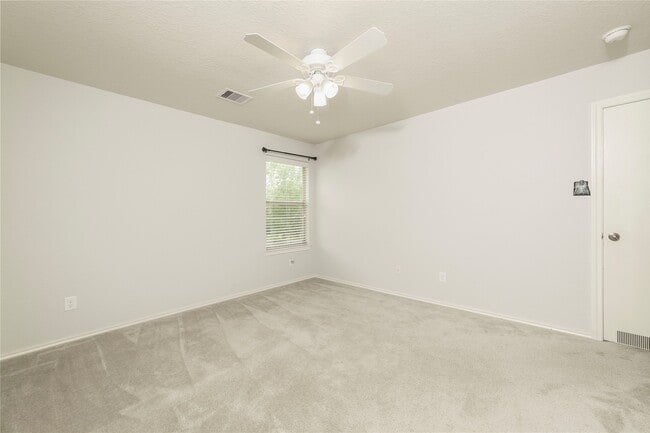 Building Photo - 6642 Haven Forest Ln