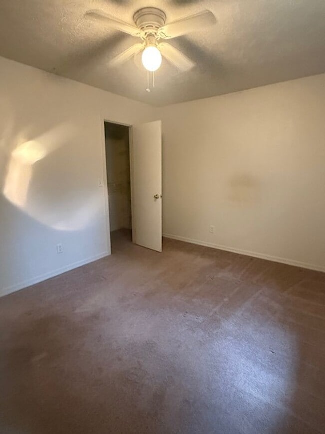 Building Photo - 3 Juniper Trail Terrace