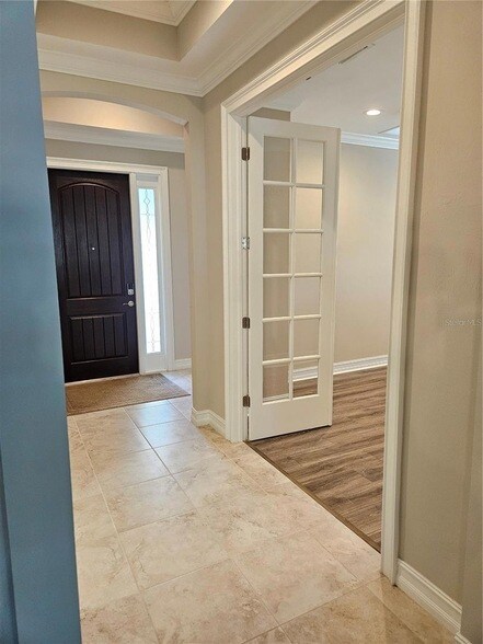 Building Photo - 1020 Bradberry Dr