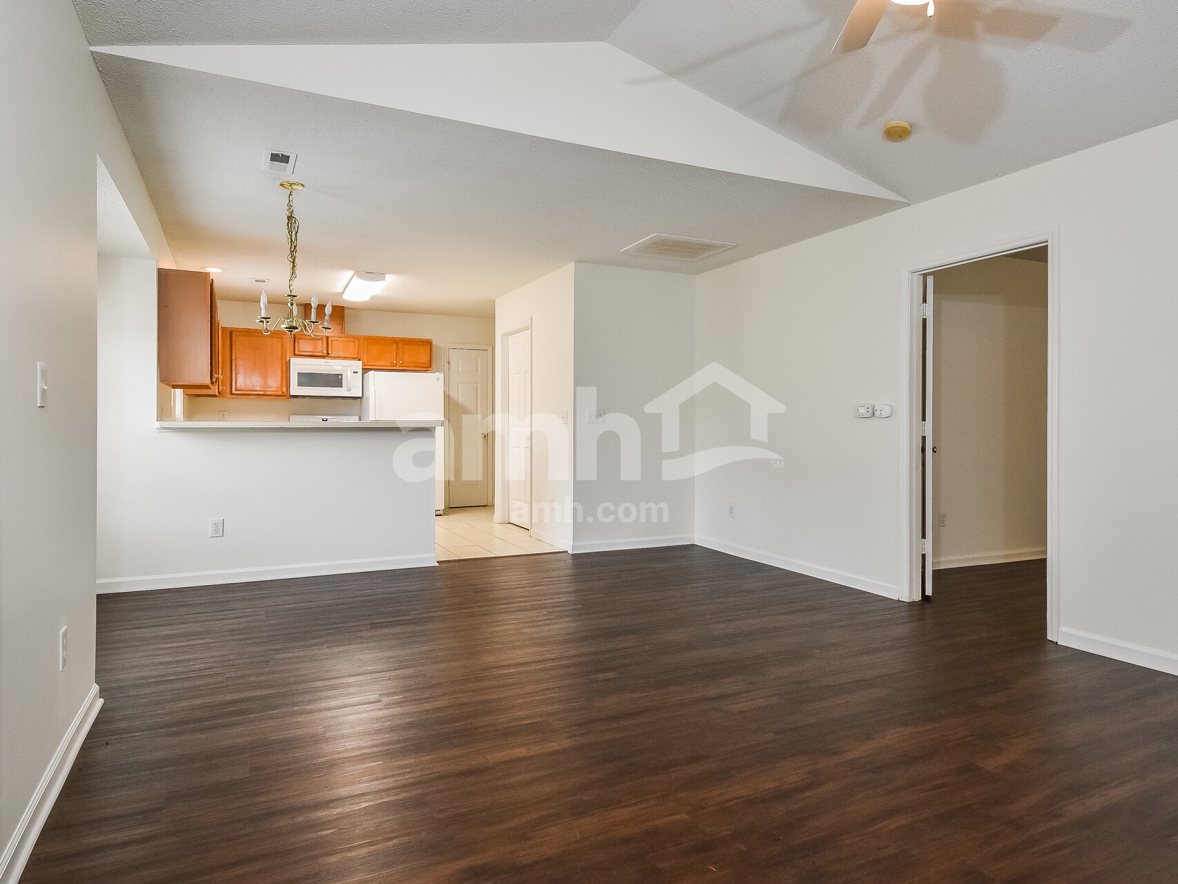 Building Photo - 137 Cameron Way Cir