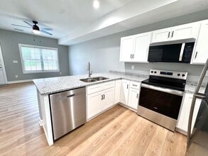 Building Photo - 1617 KY-1247