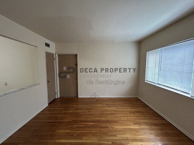 Building Photo - 5252 Bischoff Ave