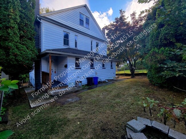 Building Photo - 9 Tobin Ln