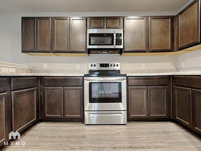 Building Photo - 9437 Apple Ridge Ln