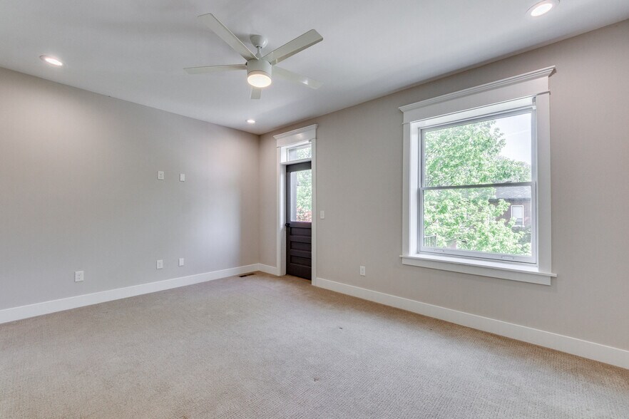 Building Photo - 4116 Flad Ave
